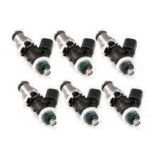Load image into Gallery viewer, Injector Dynamics ID1050X Injectors 14mm (Grey) Adaptor Top GTR Lower Spacer (Set of 6)